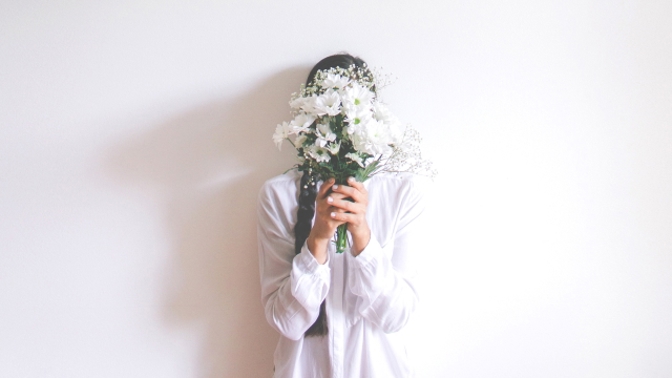 Vyčerpává vás nezávazná konverzace? Zkuste o tom popřemýšlet...