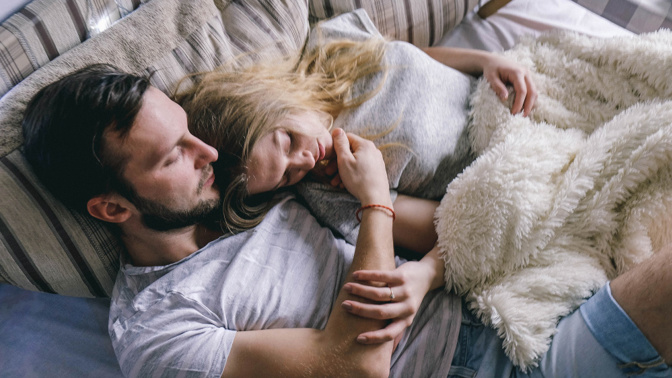 12. Mazlení. „Je daleko intimnější než sex,“ říkají ženy.