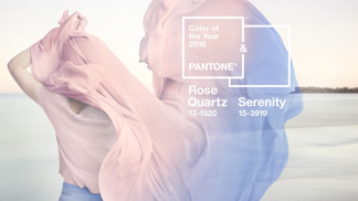 Vůbec poprvé usednou na pomyslný trůn dva odstíny - růžový Rose Quartz a modrý Serenity.