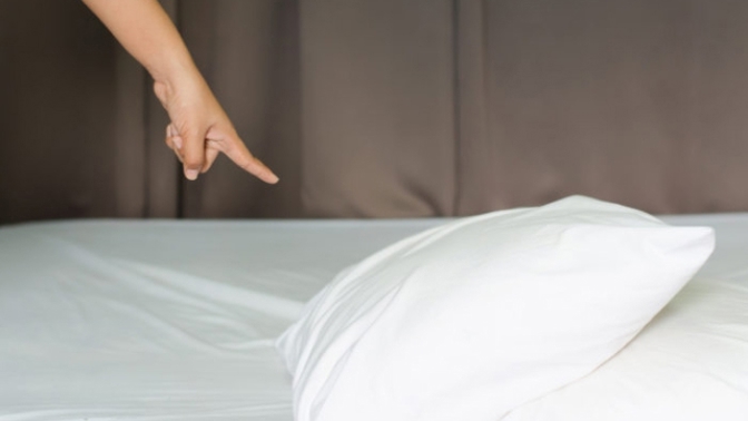 Inteligentní peřina vás může i přikrýt, aniž byste vyvinuli větší námahu. Stačí stisknout tlačítko.