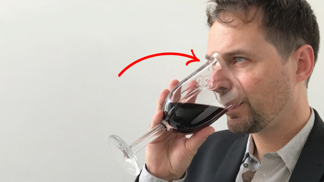 „Požitek z pití vína už nikdy nebude stejný,“ tvrdí designér James Piatt.