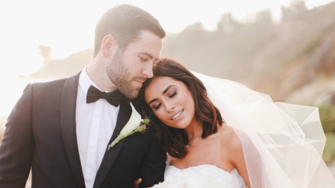 Na internetu můžete budovat úplně novou identitu. Protože si vás s novým jménem nikdo nespojí!