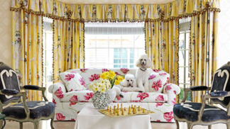 Odhrňte závěsy a ustelte si. To je kouzlo, panečku, viďte?