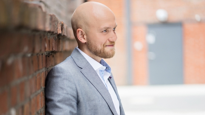 „Ani lenost však není špatně, osobně mi docela pomáhá v tom, abych se neudřel,“ říká lektor osobní produktivity.