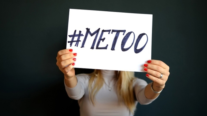 „Agresivita je výraznou mužskou vlastností, která se někdy realizuje i v sexu,“ řekl docent Jaroslav Zvěřina.