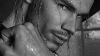 Seman je zatraceně sexy.