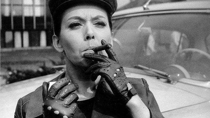 Jiřina Jirásková v černé komedii Ďábelské líbánky.