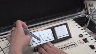 Výsledným výstupem z obou přístrojů jsou grafické záznamy.