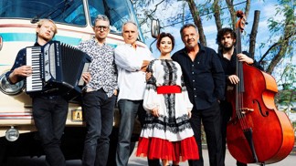 NEREZ & LUCIA vyjíždí na turné. Již v pátek se představí v Plzni