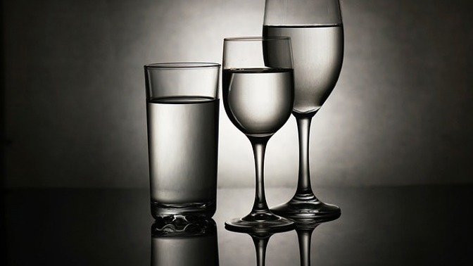 Pijte dostatečné množství vody denně.