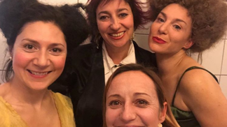 Martha Issová ve Zkáze Dejvického divadla: Ve skutečnosti jsem labilnější, propadám ezoterickým vědám a nemám smysl pro humor