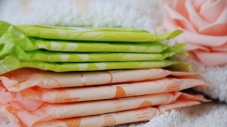 Menstruace v zimě na horách: Zvyšuje se riziko infekce a hrozí úrazy