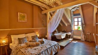 Romantické pokoje jsou na oslavu Prvního máje jako stvořené.