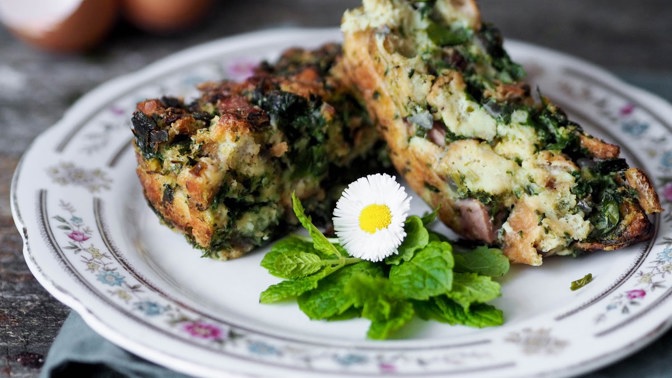 Jarní nádivka je plná bylinek