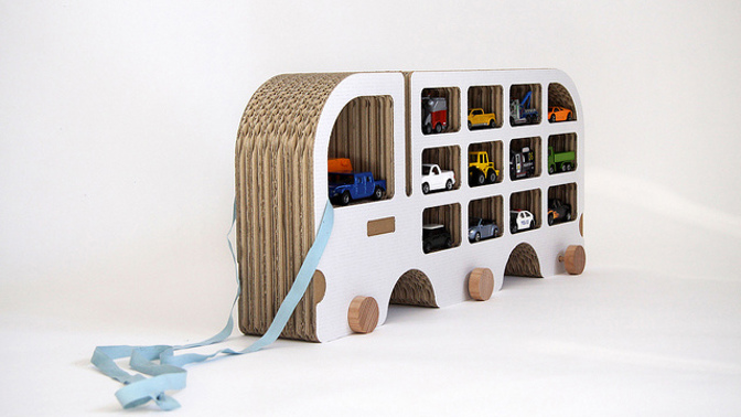 Do dětského pokojíčku je papírový nábytek ideální, nebude vás totiž štvát, když ho děti zničí