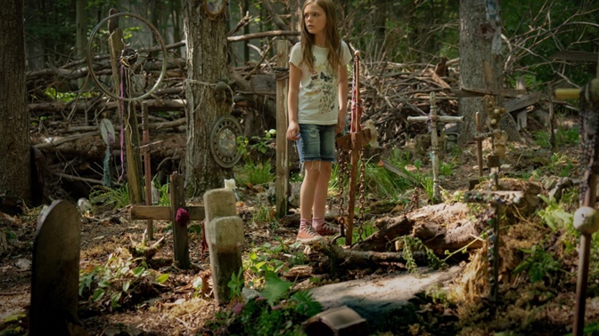 Na zvířecí hřbitov pohřbívají své zvířecí mazlíčky děti z města už od nepaměti