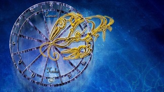 Jedno z nejsložitějších znamení, co se citů týče. Raci skrývají své emoce a je těžké jim porozumět. Nikdy nevíte, co z nich dostanete a nikdy vás neobejmou, i když to potřebují. Nechtějí být břemenem někoho jiného.