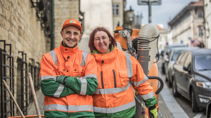 Jakub Štáfek, oranžový mundúr a splněný sen: Stal se metařem Pražských služeb