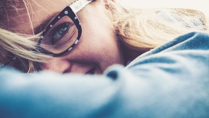 Letní nástrahy vás mohou připravit o zrak! Na co si dát pozor?