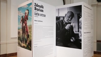 Výstava Širým světem v sálech Obecního domu v Praze představuje více než 200 originálů malíře Zdeňka Buriana, jejichž prostřednictvím můžete nahlédnout do barvitých končin světů minulých, současných i smyšlených.