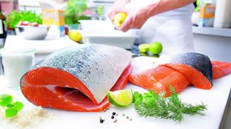 Divoký losos je dokonalou masitou rybou.