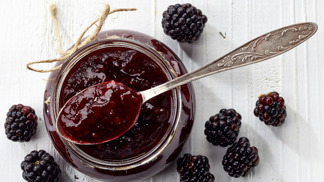 Ostružinovo-hruškový džem s ořechy