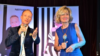 Zuzana Bubílková a Nathaniel Filip diváky baví.