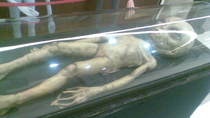 Událost se stala námětem několika knih i filmové předlohy, avšak americká armáda dodnes celou záležitost kategoricky popírá a prohlašuje ji za výmysl novinářů.