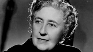 Po rozvodu se v roce 1930 provdala za archeologa Mallovana, s nímž absolvovala mnoho výprav, např. do Iráku nebo Sýrie.