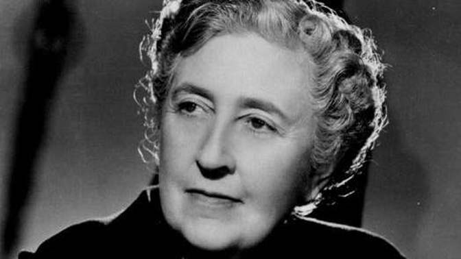 Po rozvodu se v roce 1930 provdala za archeologa Mallovana, s nímž absolvovala mnoho výprav, např. do Iráku nebo Sýrie.