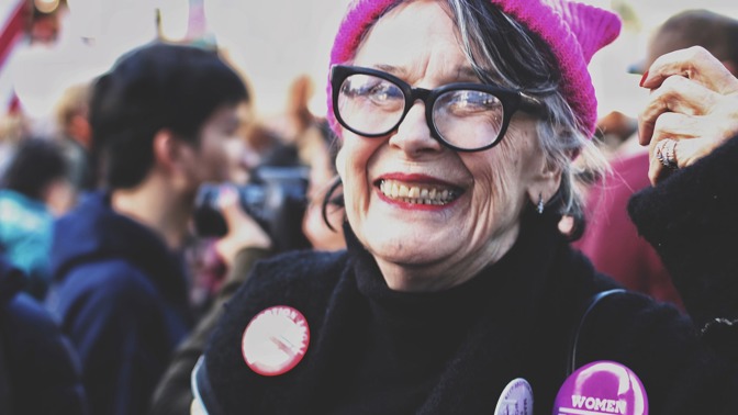 Charita Český Těšín potřebuje speciální oblek na projekt „Jak se cítí senior:“ 4. projekt, který můžete podpořit