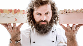 Jak sám přiznává, z Harrods odešel, když mu nabídli pozici šéfcukráře, po které od začátku toužil. Prostě bylo pozdě. Chtěl jít dál a rozvíjet se i jinde.