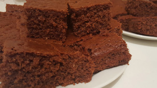 Hrníčkové recepty pro začátečníky: Kolik váží lžíce másla nebo hrneček mouky?