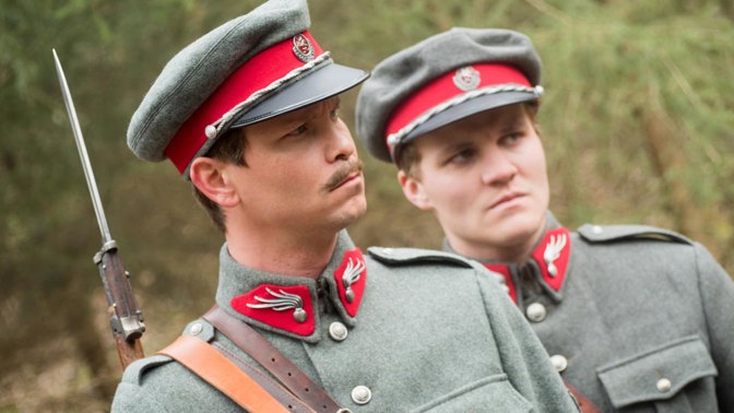 Série historických detektivek z počátků první republiky.