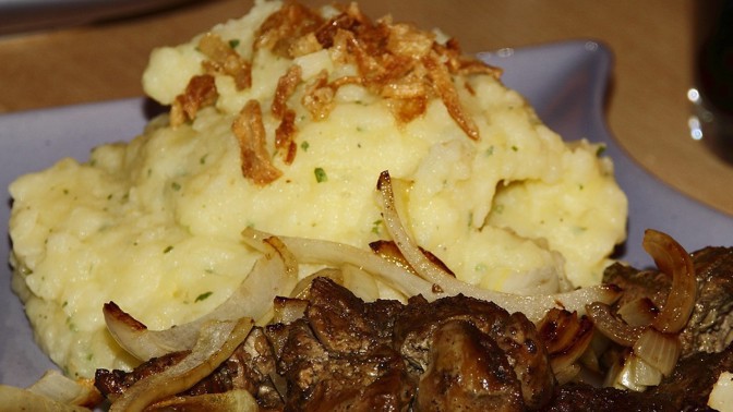 Neprávem zapomenuté bramborové dobroty. Skvělá lepenice, výtečné placky