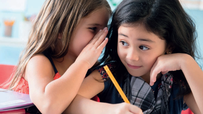 240 kolegů Tesco dnes chybí v práci - vede své děti do první třídy!