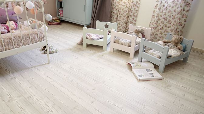 Vybavení dětského pokoje nepodceňujte, přece jen se jedná o místo, kde budou vaše ratolesti trávit nejvíce času.