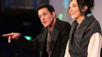 Užívejte si každý den a poslouchejte své vlastní tělo, to je základ, říká světoznámý léčitel Eric Pearl