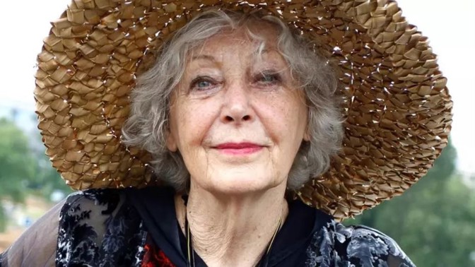 Před dvěma lety odešla herečka Květa Fialová: Proč celý život pohrdala muži?