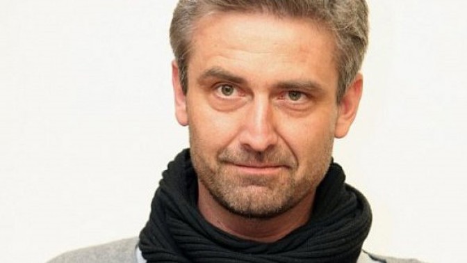 Největší favoriti na vítěze soutěže Tvoje tvář má známý hlas je Zach a Norisová