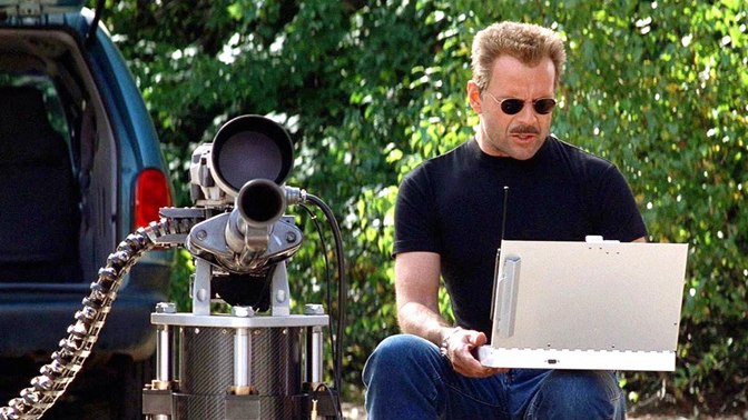 Šakal je koprodukční akční film z roku 1997. Režisérem filmu je Michael Caton-Jones. Hlavní role ve filmu ztvárnili Bruce Willis, Richard Gere, Sidney Poitier, Diane Venora a Mathilda May.