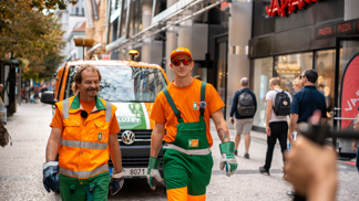 Herec Jakub Štáfek si vyzkoušel povolání popeláře.