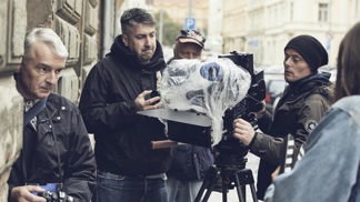 Cesta ke svobodě je novým pohledem na revoluční rok 1989, který dosud zůstával skrytý na fotografických negativech.