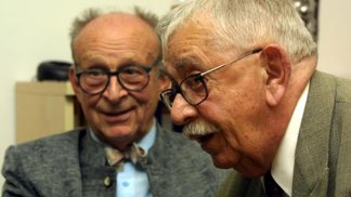 Vlastimil Brodský, přáteli a kolegy zvaný Bróďa byl český herec, dlouholetý člen hereckého souboru Divadla na Vinohradech.