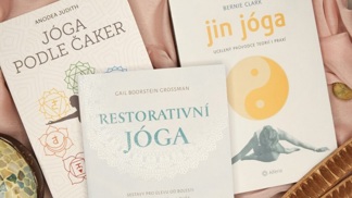 Objevte knižní průvodce světem klidné i dynamické jógy