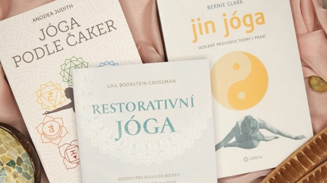 Objevte knižní průvodce světem klidné i dynamické jógy