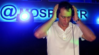 Paul van Dyk, vlastním jménem Matthias Paul, je známý trance DJ, remixer a hudební producent.