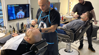 Strastiplná cesta z dětského domova mezi kadeřnické velikány