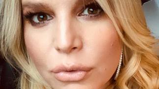 Jessica Simpson se ve své knize svěřila se šokujícím tajemstvím – v dětství ji zneužívala kamarádka