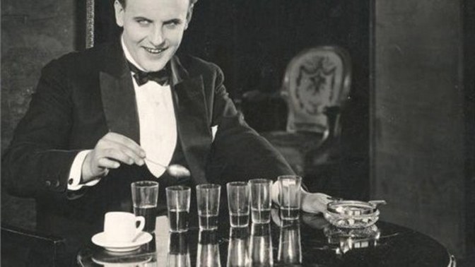 Karel Lamač byl český filmař, jednalo se o velmi významnou zakladatelskou osobnost moderní české kinematografie.